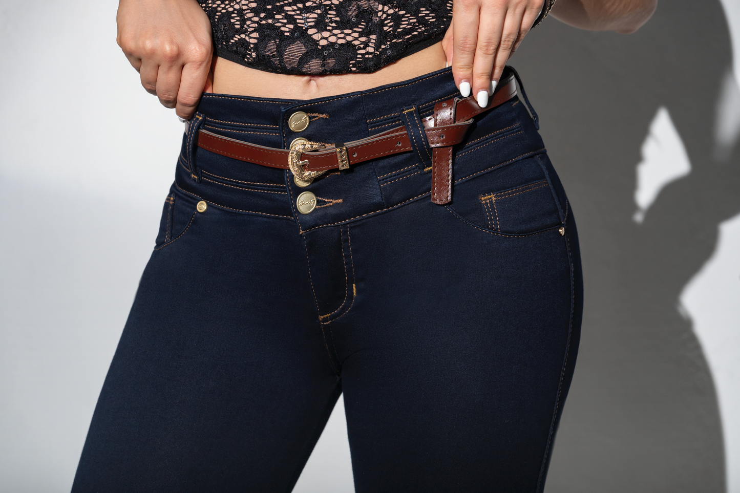 Jean Pretina Alta Control Abdomen - Bota Tubo Tobillero Estampada Ref 1733