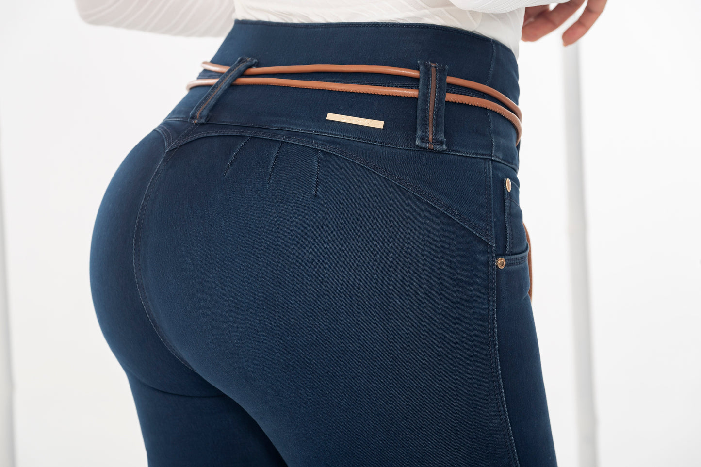 Jean Pretina Alta Control Abdomen - Bota Campana Ref 1781