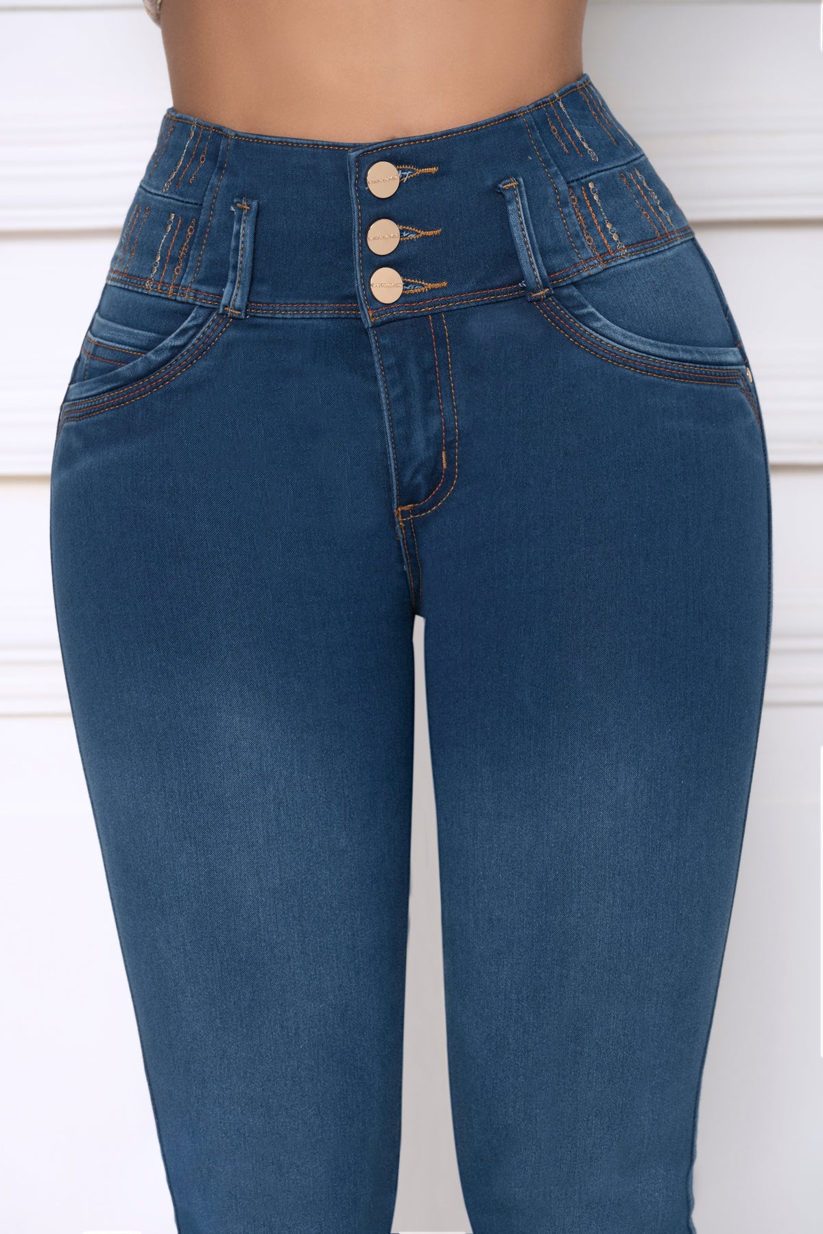 Jean Push Up Piel Durazno Bota Tubo Ref 2133